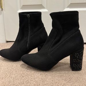 Steve Madden black suede ankle boots